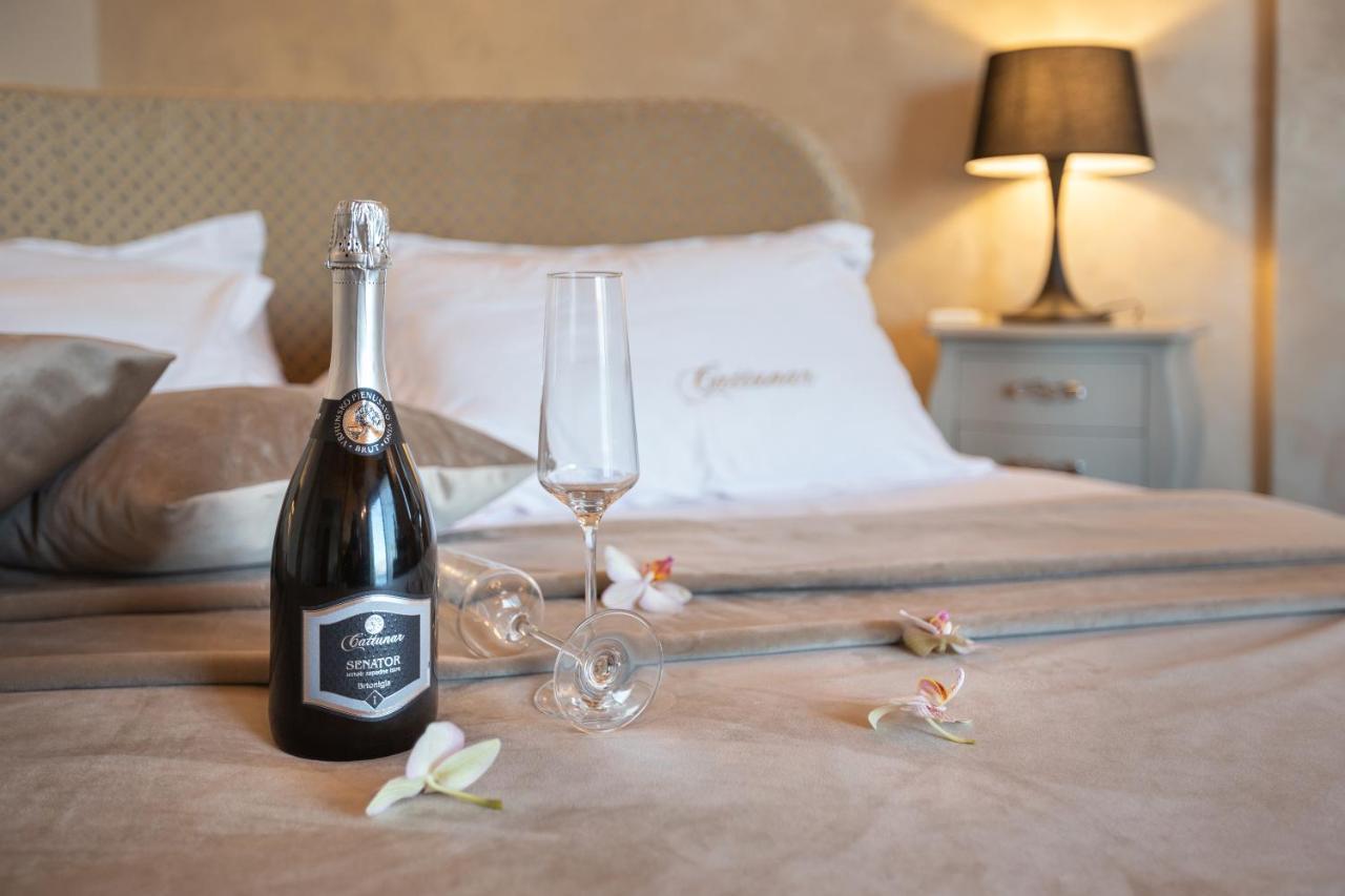 Wine Residence Cattunar ブルトニグラ エクステリア 写真